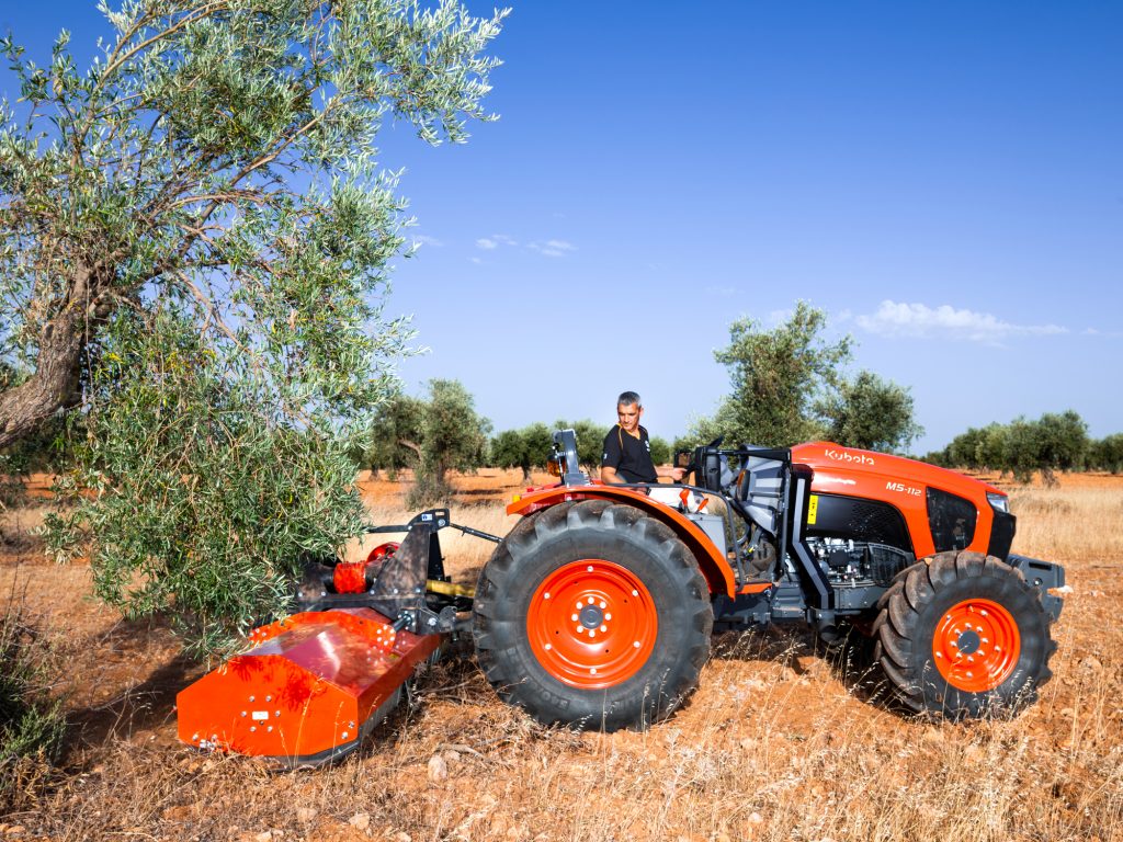 Tractores Especiales Kubota M Low Profile Kubota Europe Sas